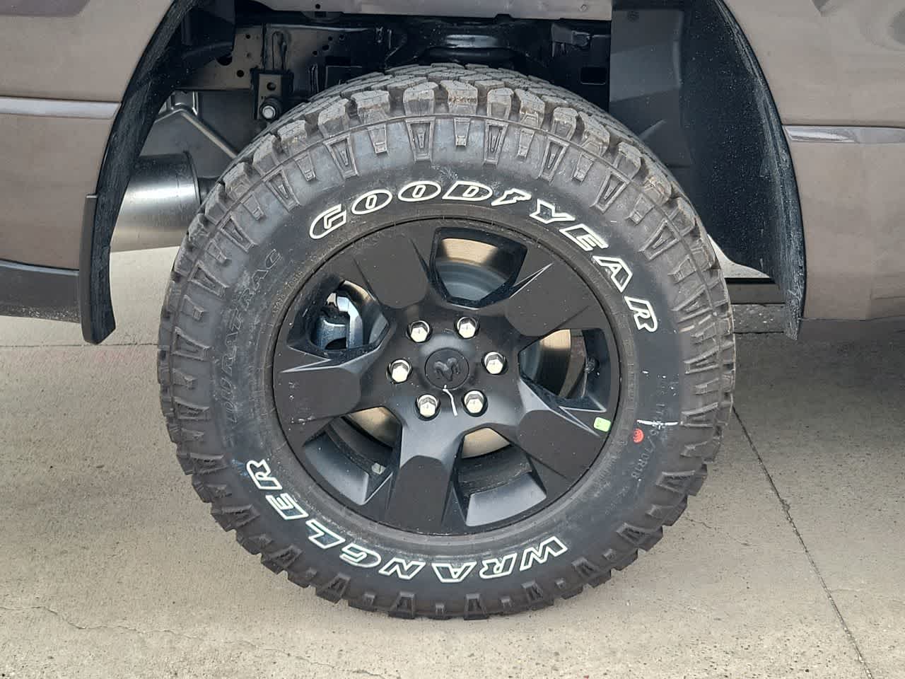 Thumbnail: 2026 RAM 1500 - 16
