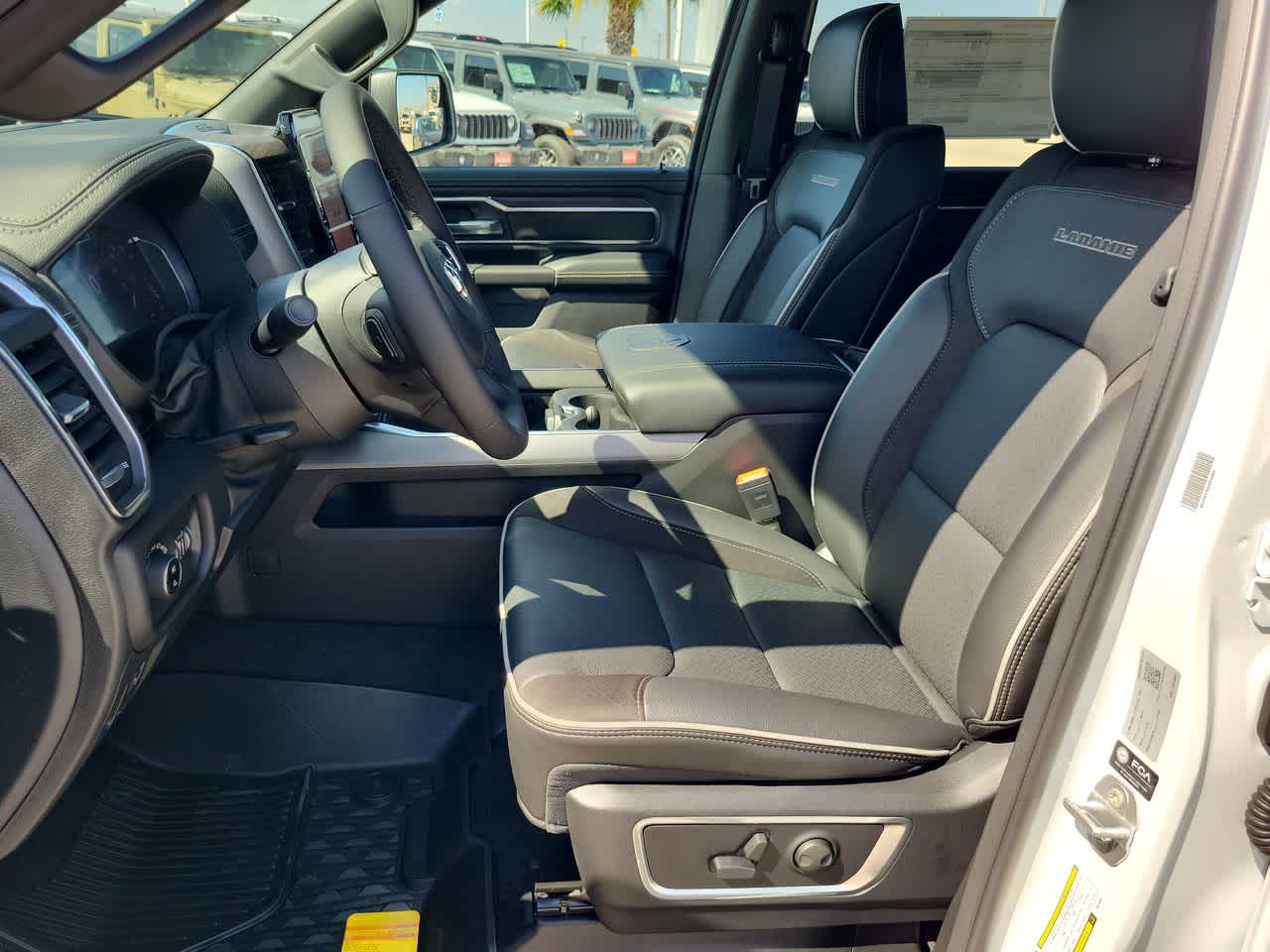 Thumbnail: 2026 RAM 1500 - 19