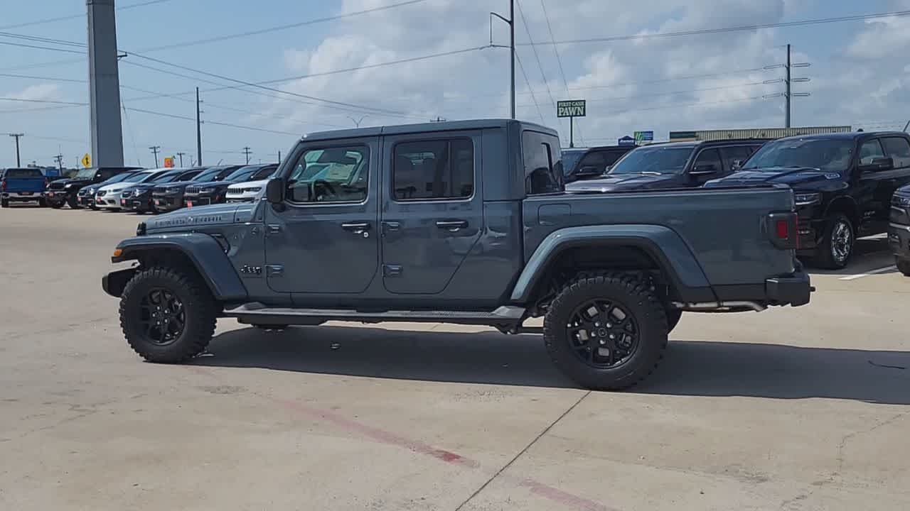 Thumbnail: 2026 Jeep Gladiator - 3