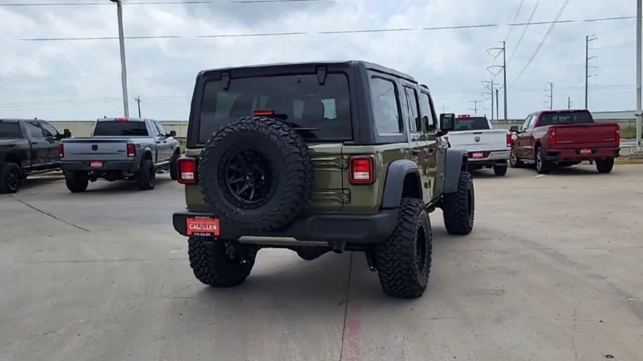 Thumbnail: 2026 Jeep Wrangler - 5