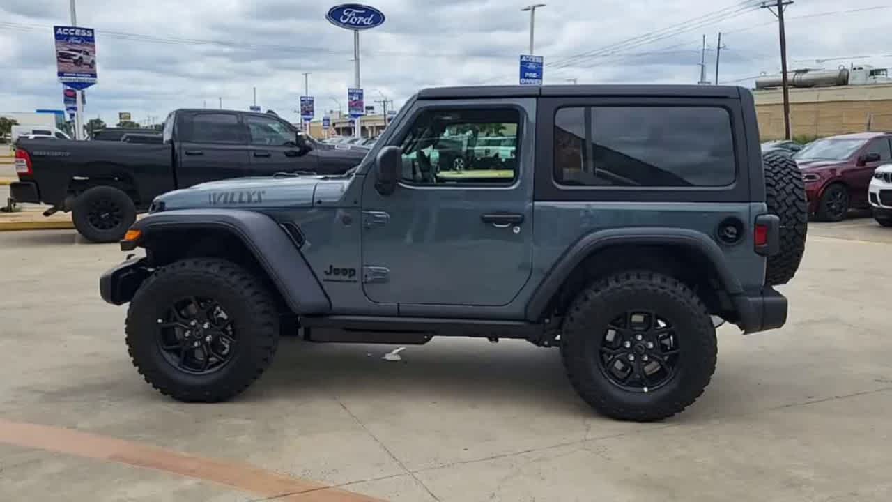Thumbnail: 2026 Jeep Wrangler - 5