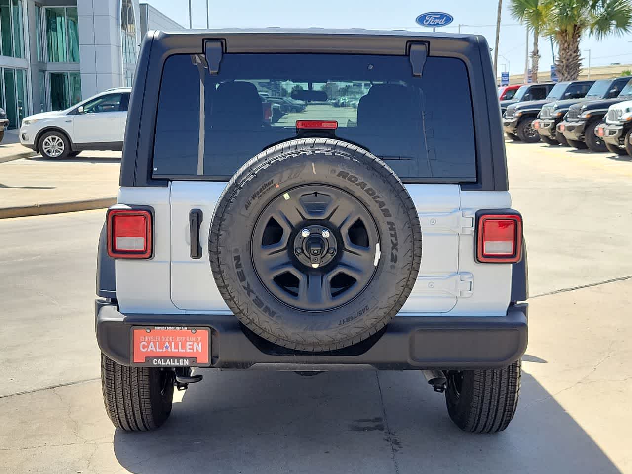Thumbnail: 2026 Jeep Wrangler - 13