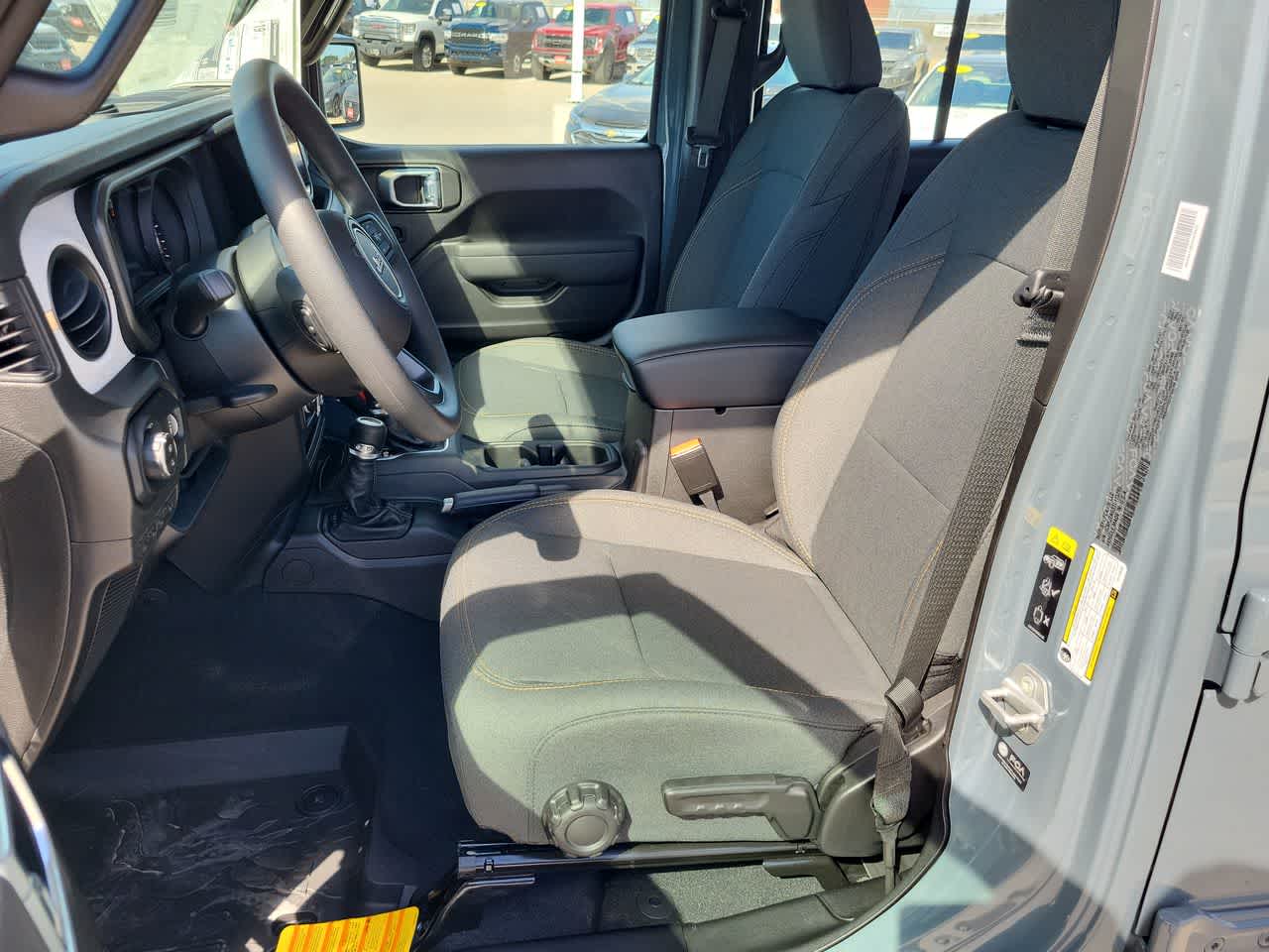 Thumbnail: 2026 Jeep Gladiator - 19