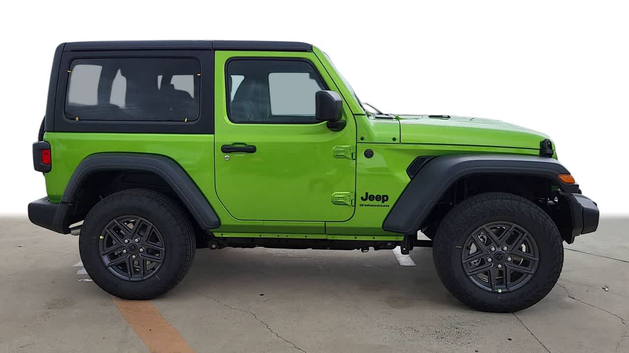 Thumbnail: 2025 Jeep Wrangler - 9