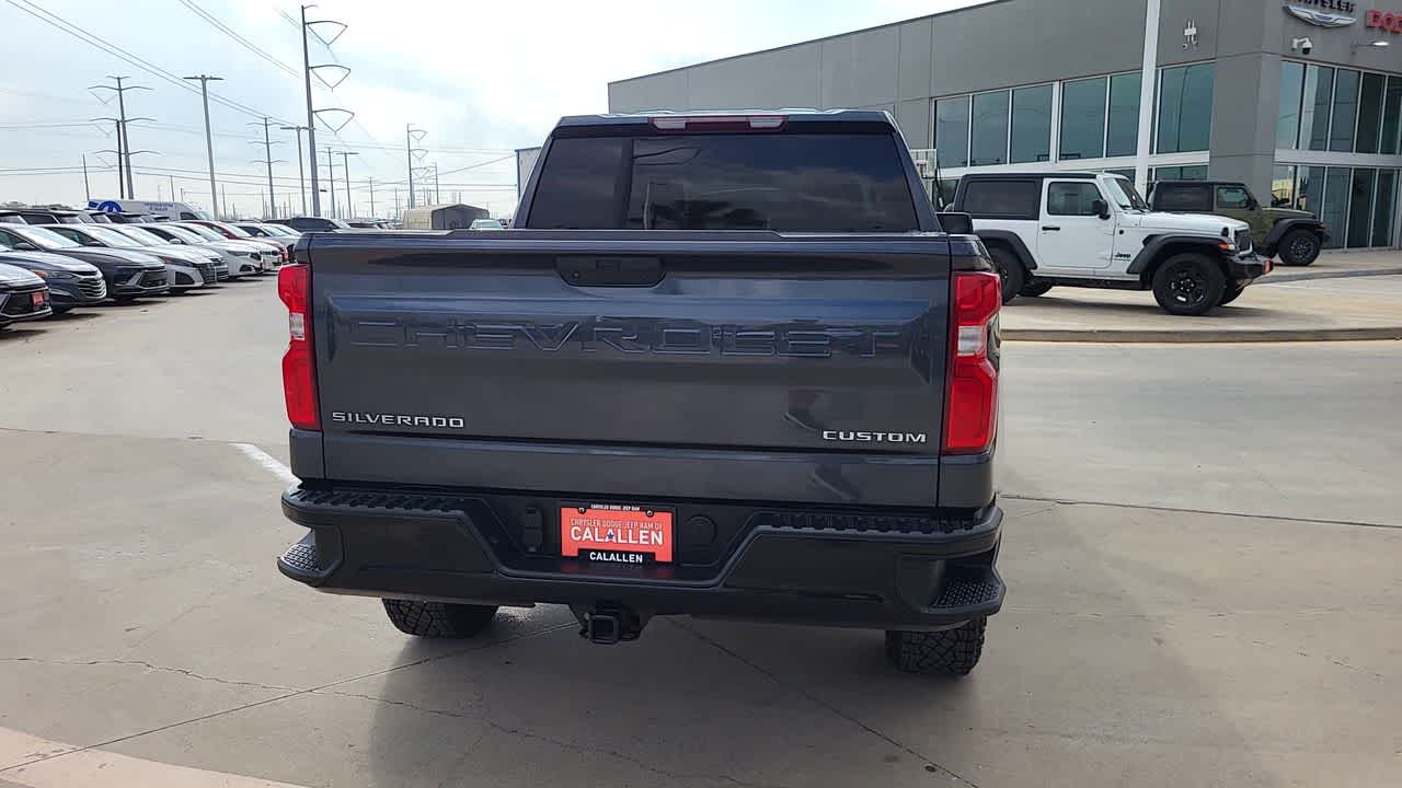 Thumbnail: 2022 Chevrolet Silverado 1500 - 7