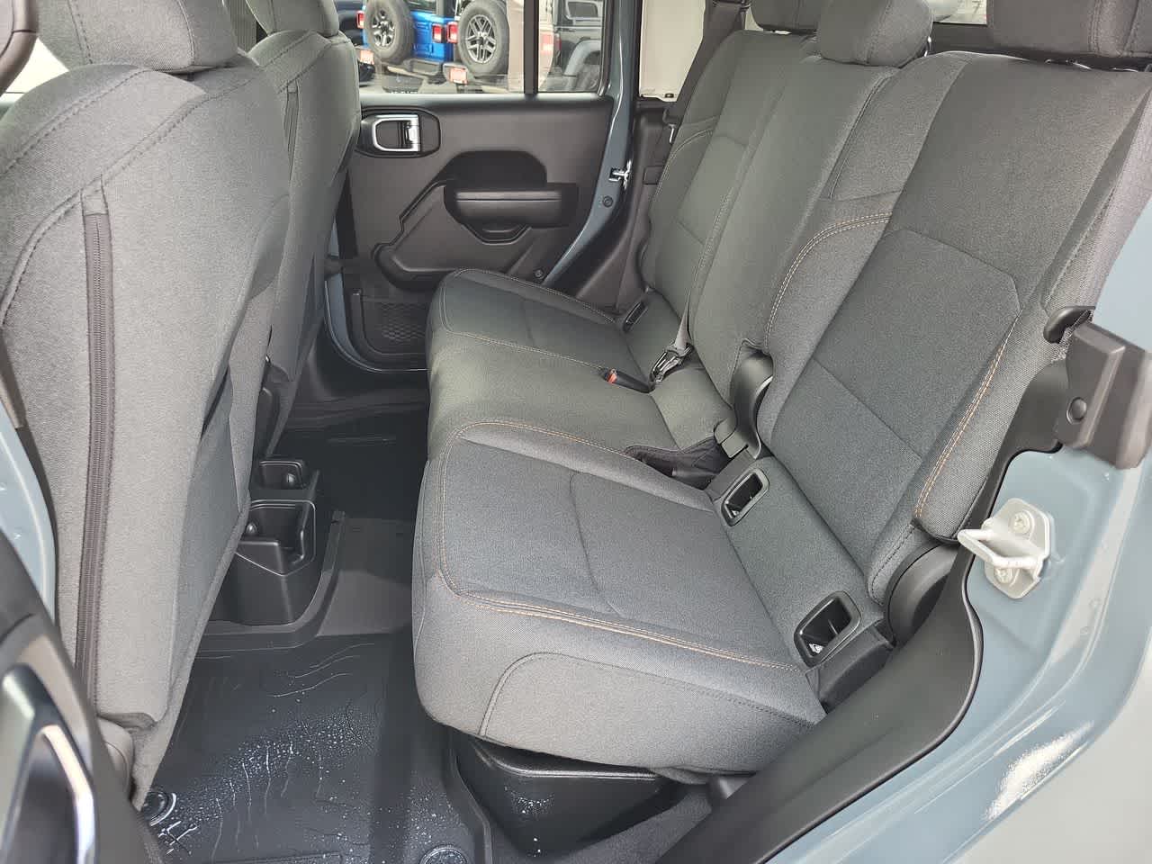 Thumbnail: 2026 Jeep Gladiator - 21