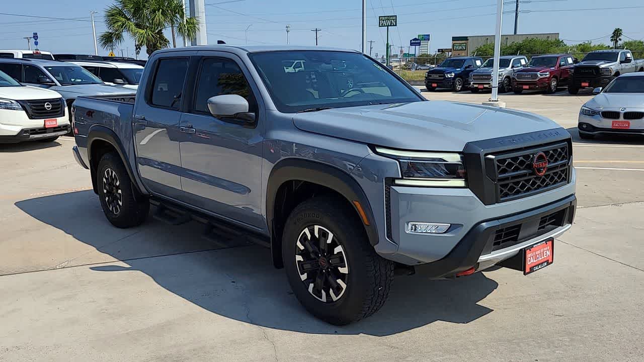 2023 Nissan Frontier PRO-4X photo 2