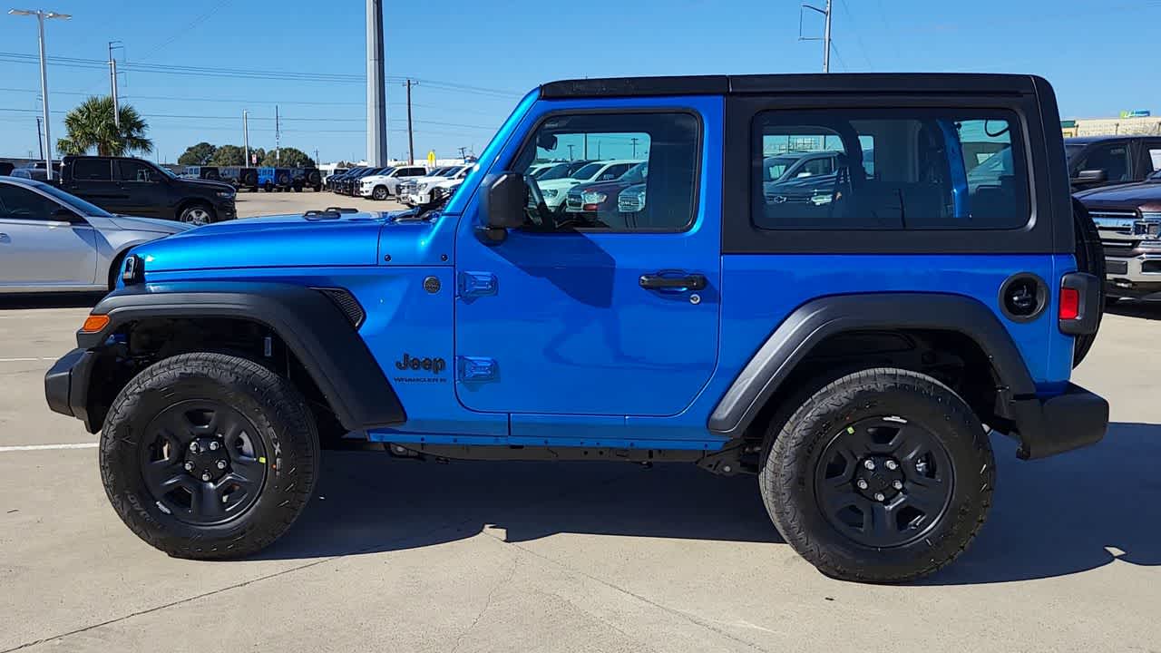 Thumbnail: 2026 Jeep Wrangler - 5