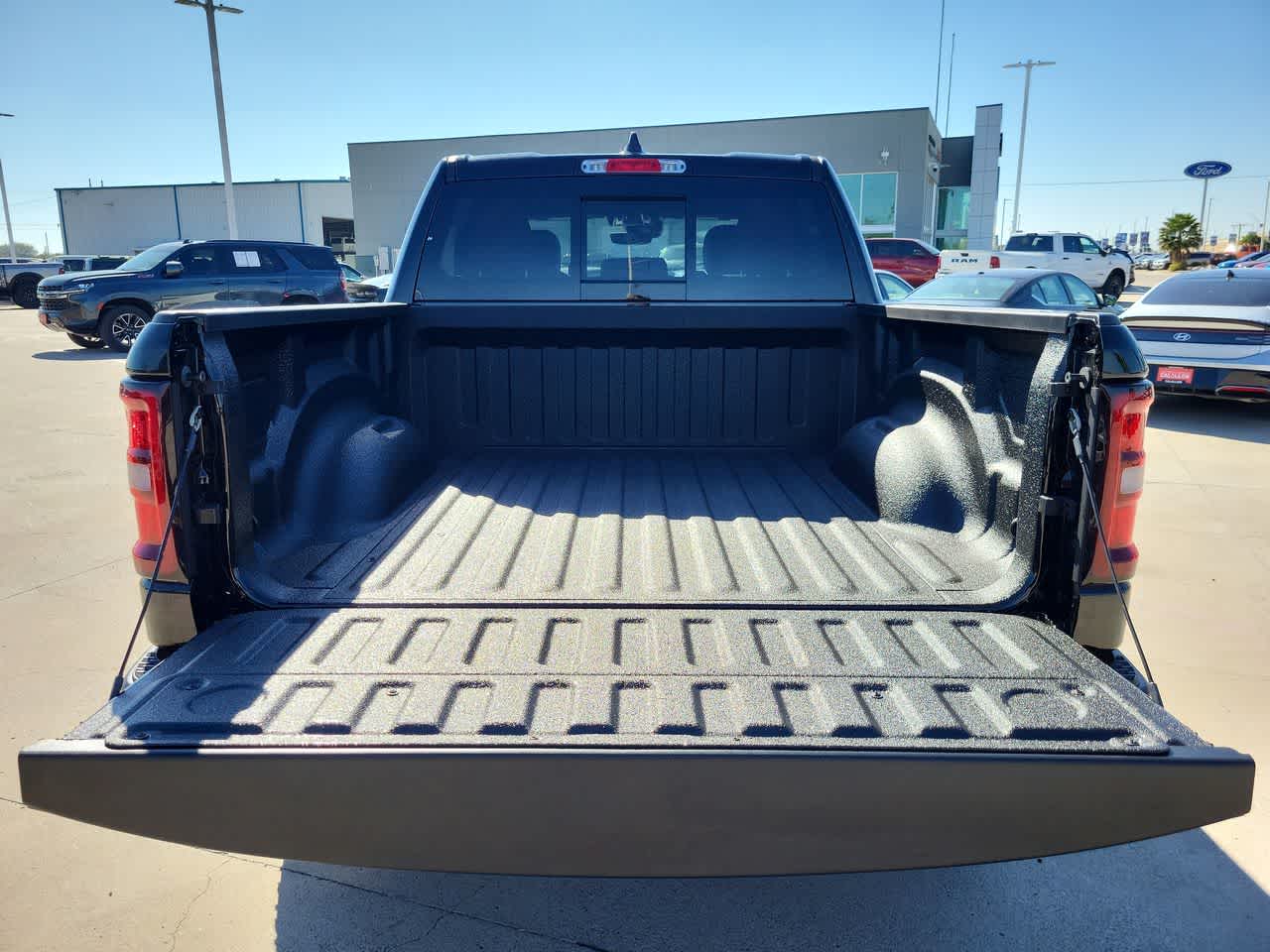 Thumbnail: 2026 RAM 1500 - 27