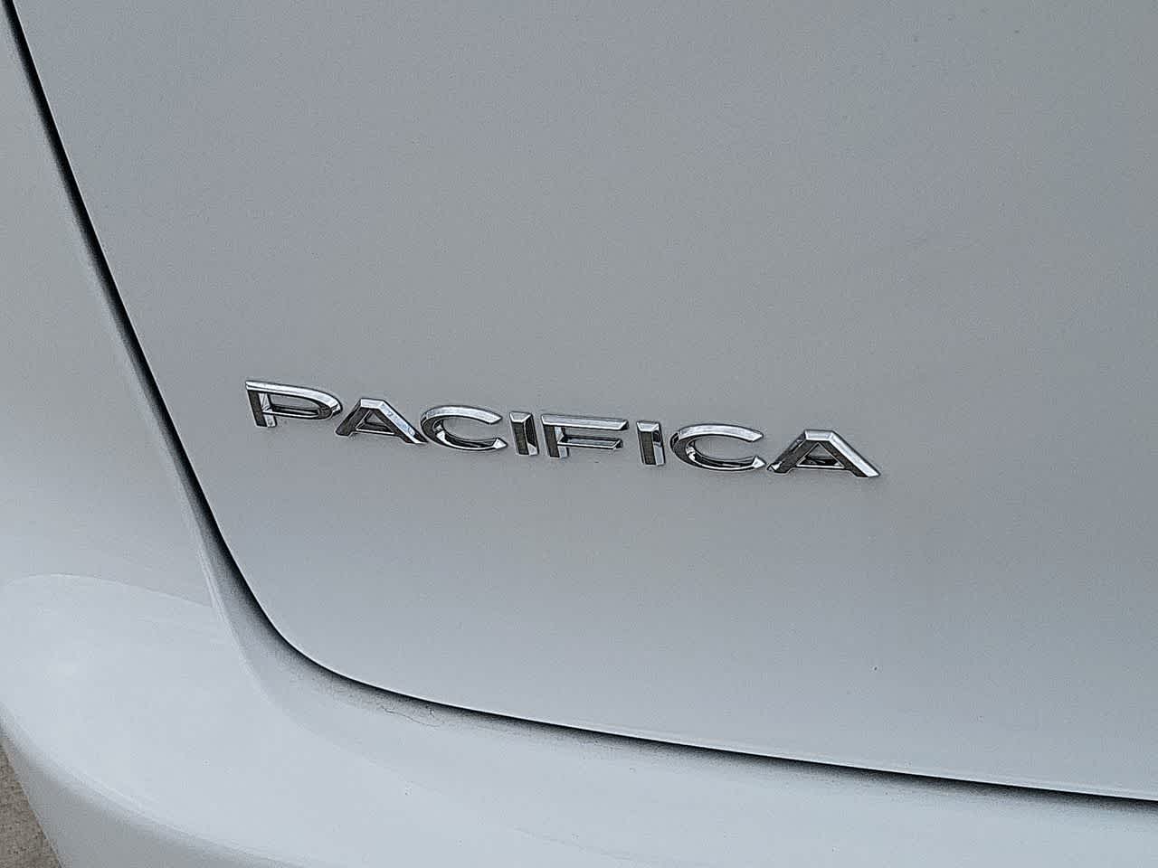 Thumbnail: 2026 Chrysler Pacifica - 15