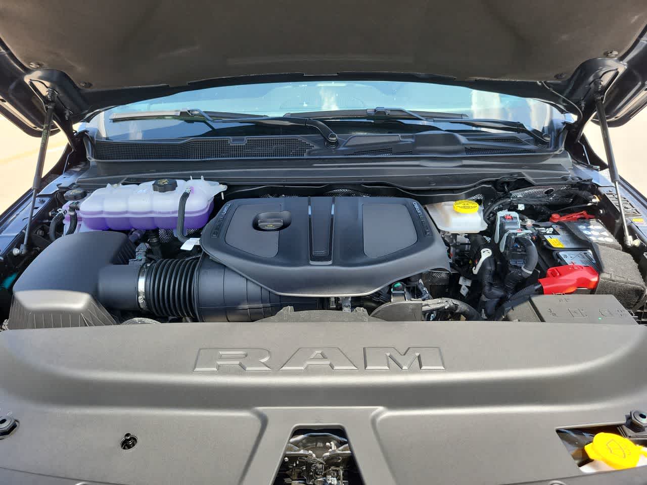 Thumbnail: 2026 RAM 1500 - 17