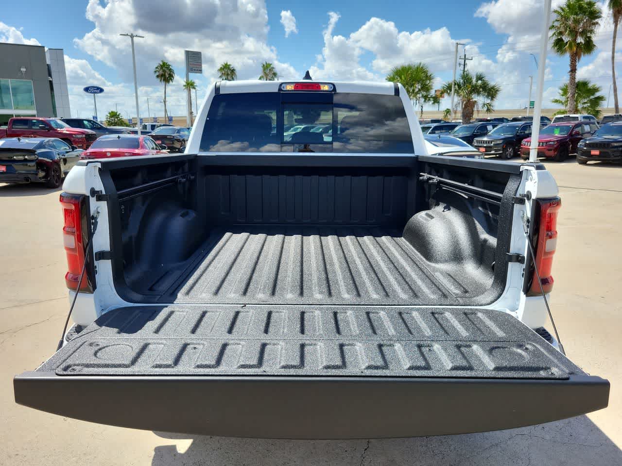 Thumbnail: 2026 RAM 1500 - 27