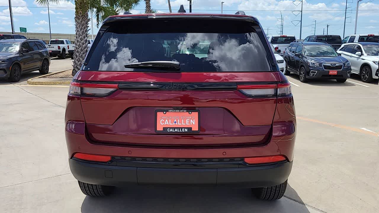 Thumbnail: 2025 Jeep Grand Cherokee - 7