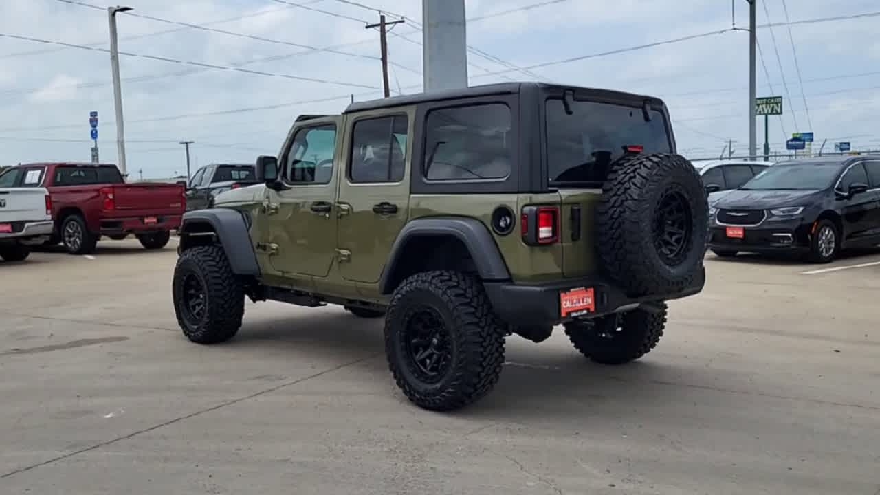 Thumbnail: 2026 Jeep Wrangler - 4