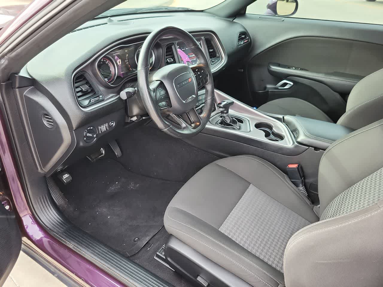 Thumbnail: 2022 Dodge Challenger - 10