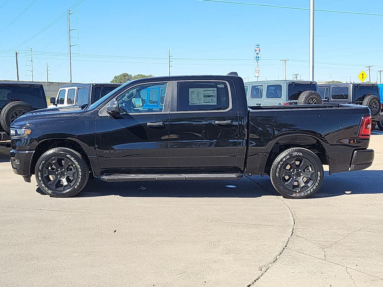 Thumbnail: 2025 RAM 1500 - 11