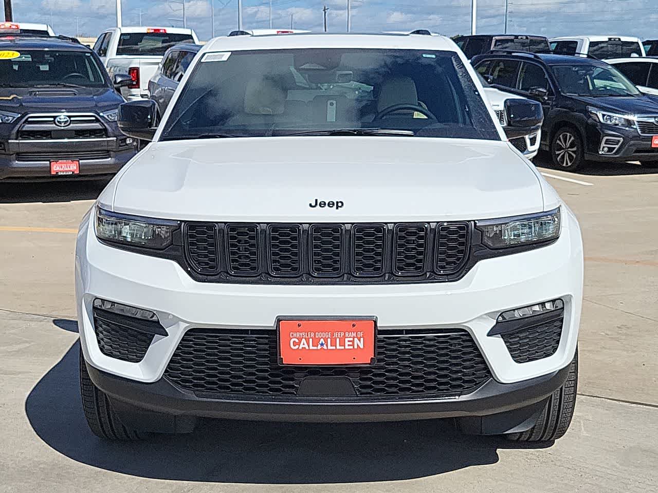 Thumbnail: 2025 Jeep Grand Cherokee - 14