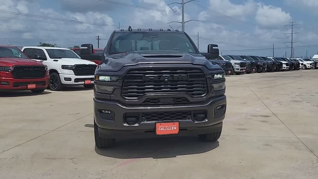 New 2026 Ram 2500 BLACK EXPRESS CREW CAB 4X4 6'4 BOX Pickup