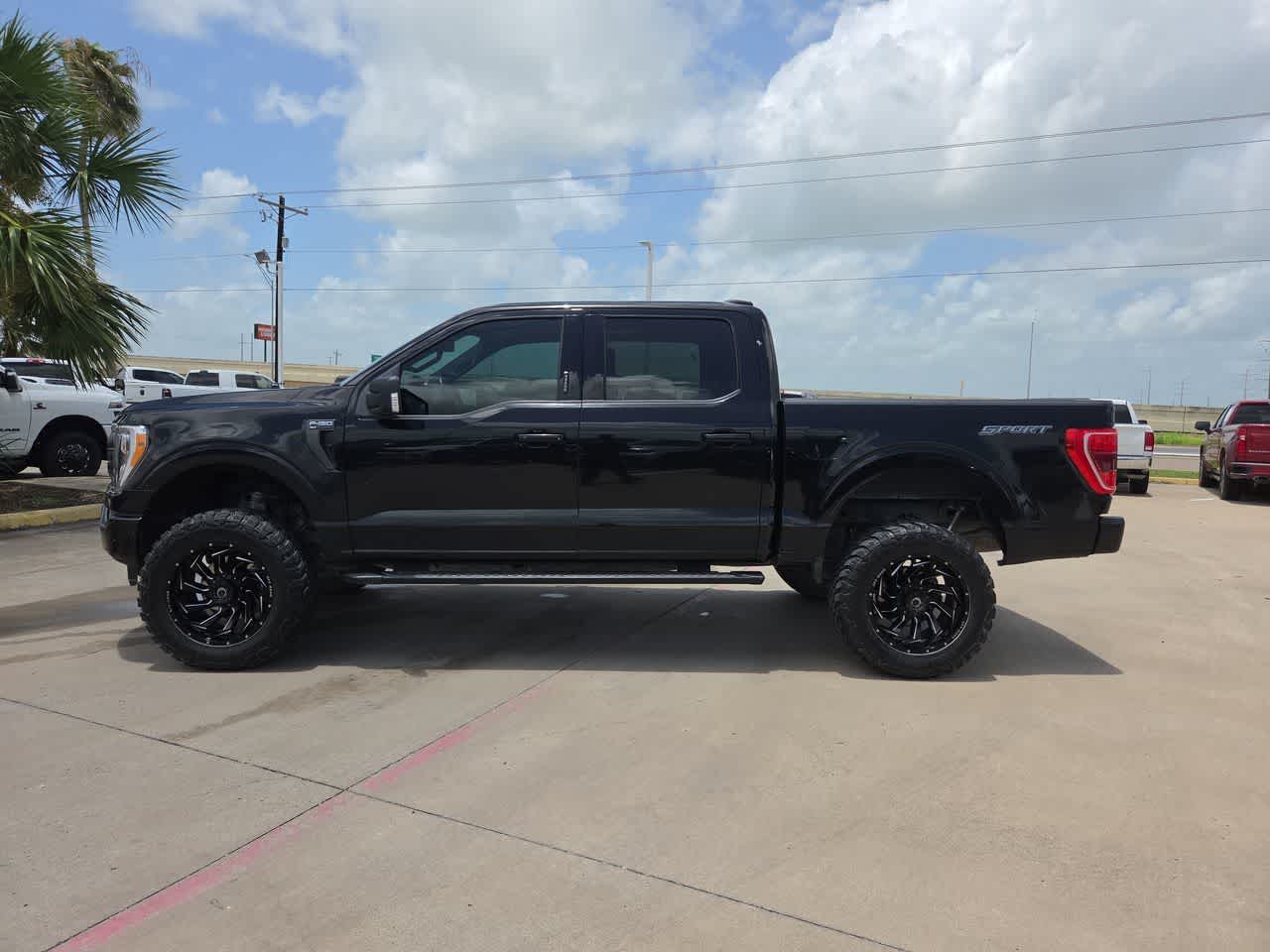 Thumbnail: 2022 Ford F-150 - 11
