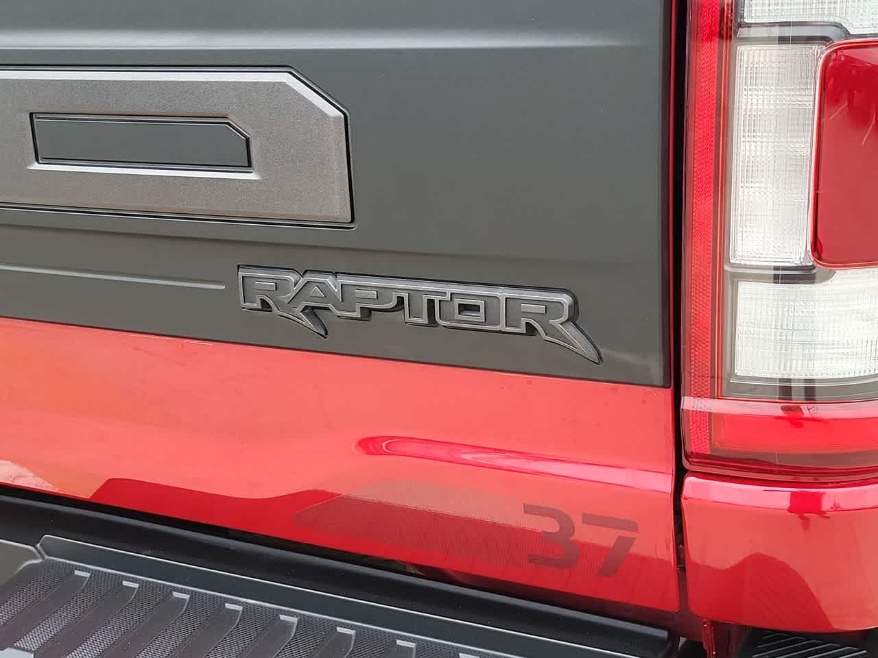 Thumbnail: 2022 Ford F-150 - 15