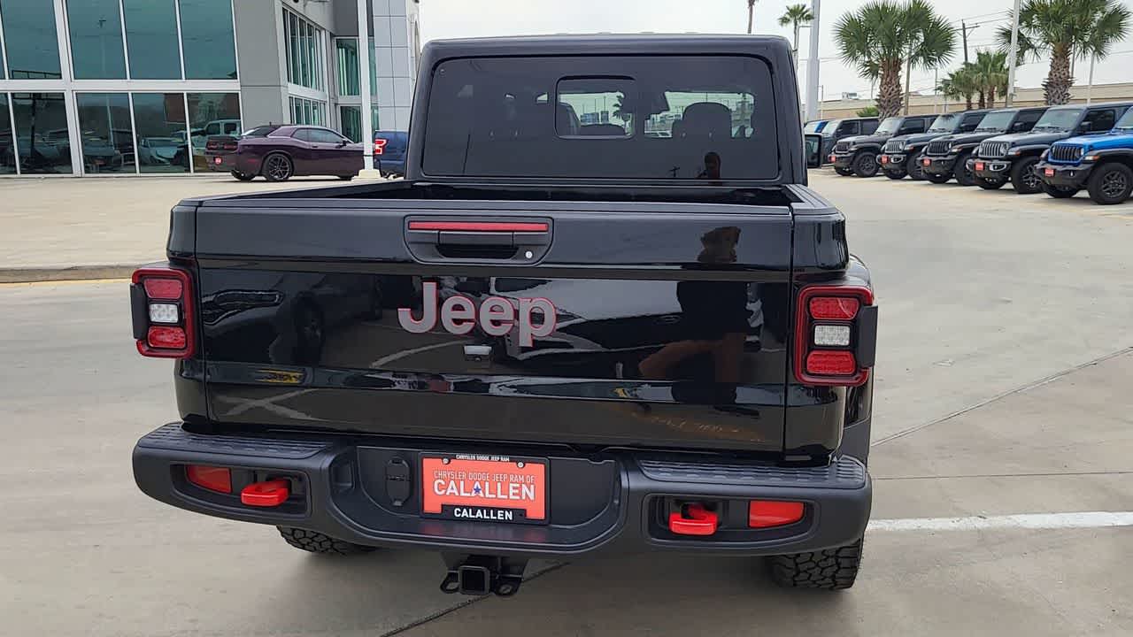 Thumbnail: 2026 Jeep Gladiator - 7