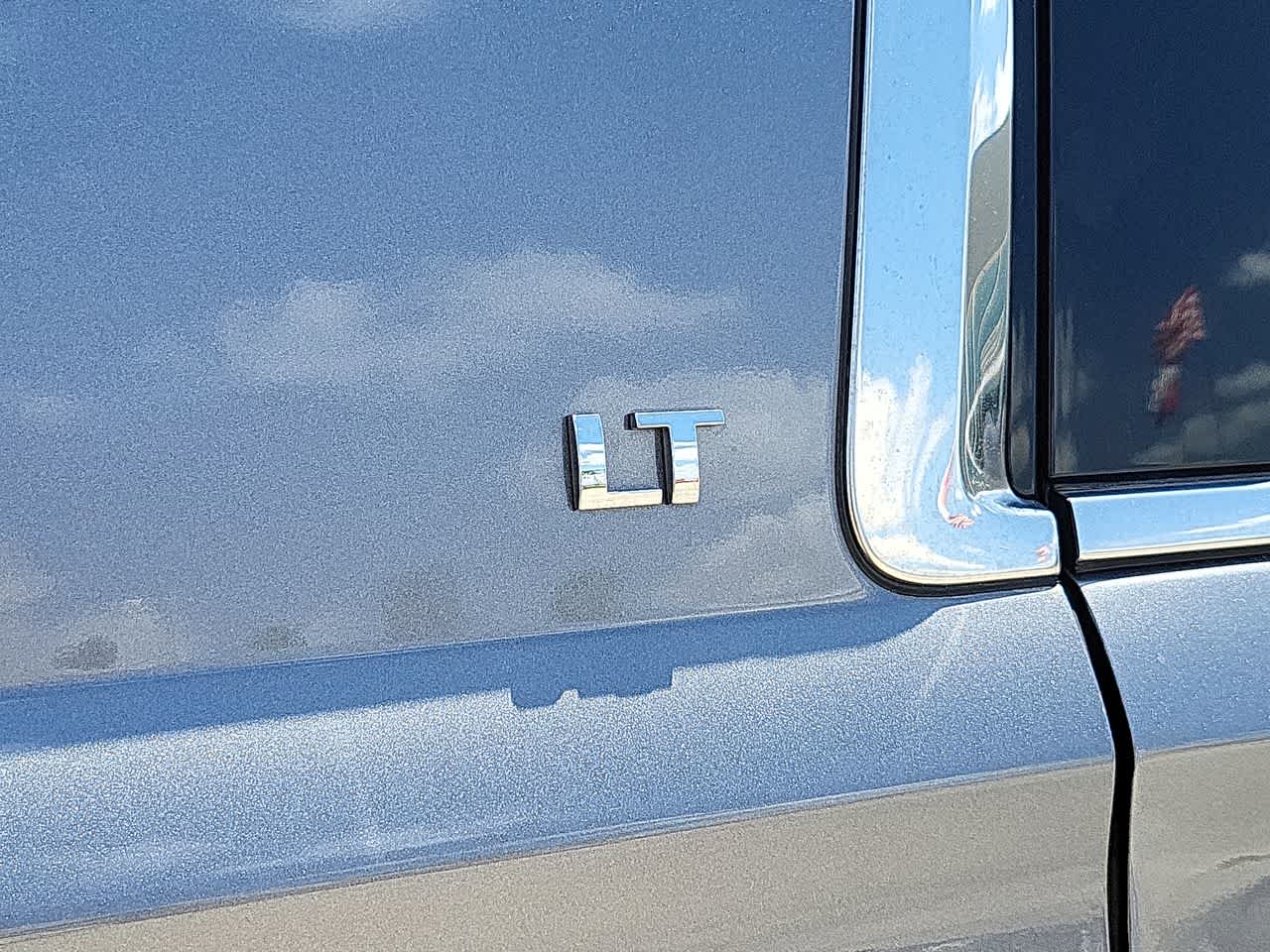 Thumbnail: 2019 Chevrolet Suburban - 15