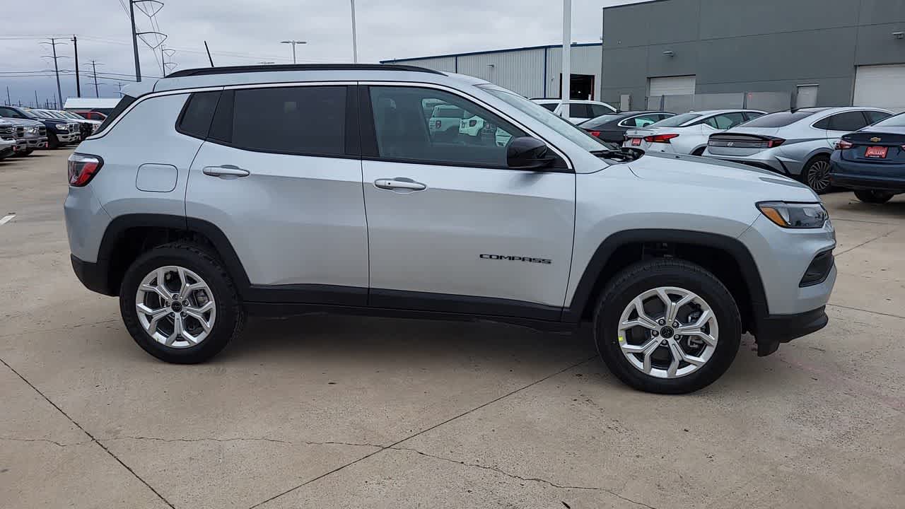 Thumbnail: 2026 Jeep Compass - 9