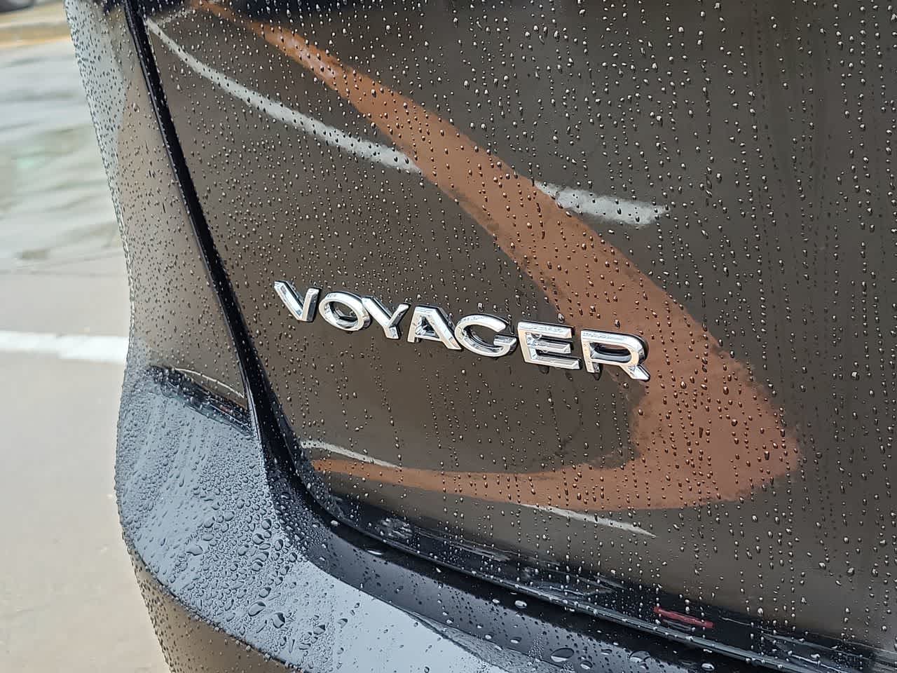 Thumbnail: 2026 Chrysler Voyager - 15