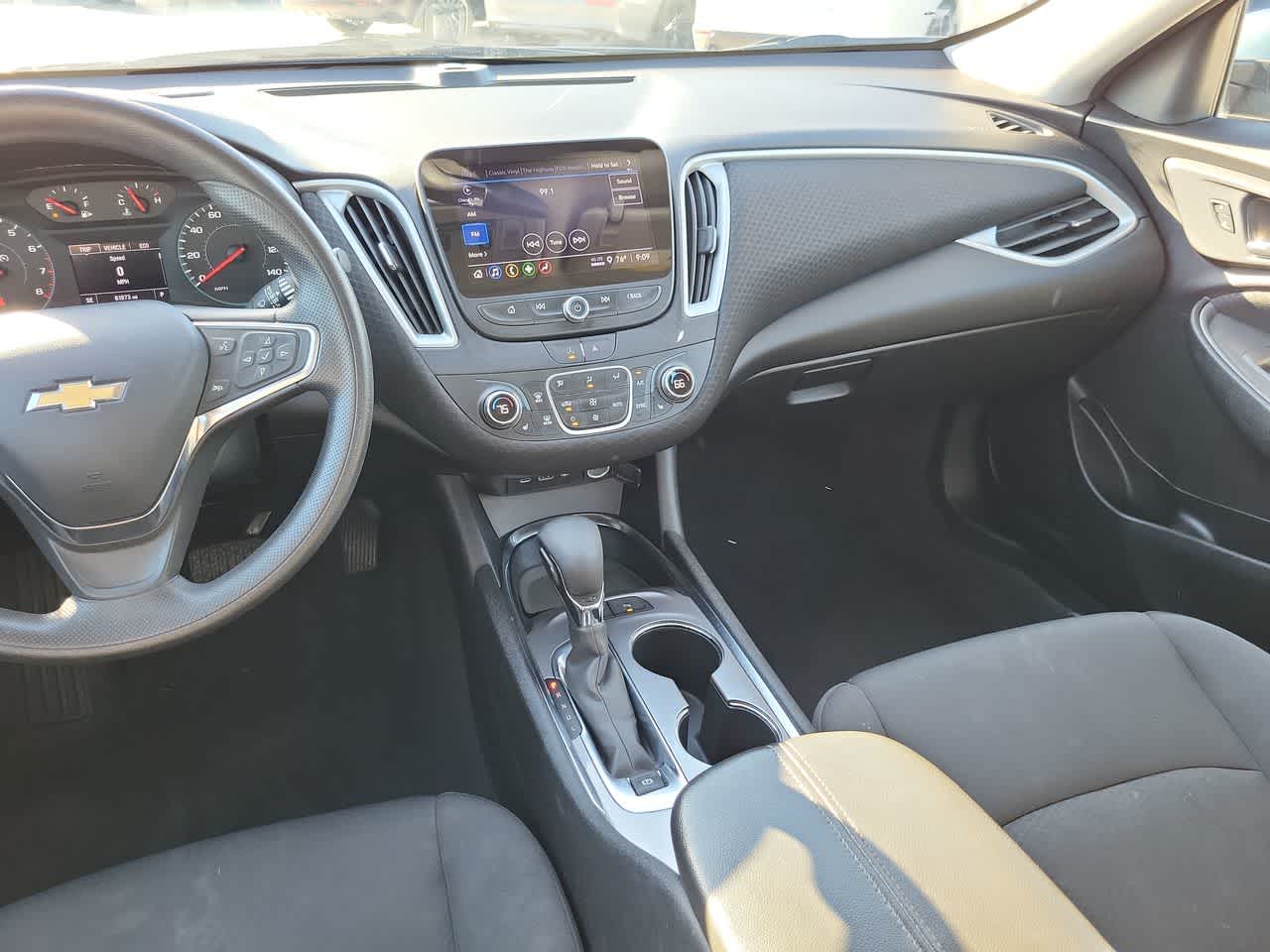 Thumbnail: 2024 Chevrolet Malibu - 24