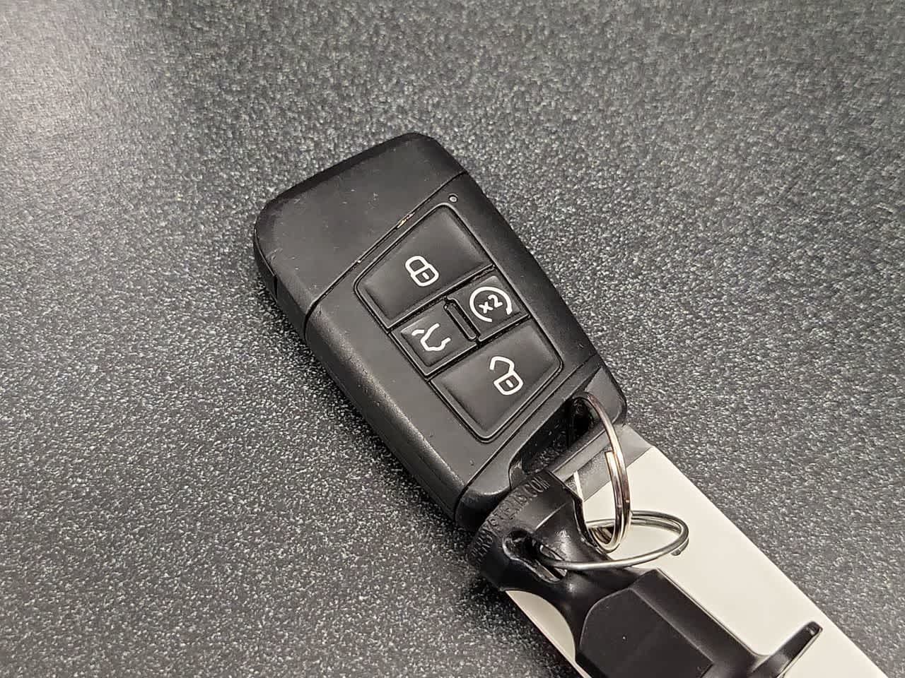 Thumbnail: 2024 Volkswagen Jetta - 28