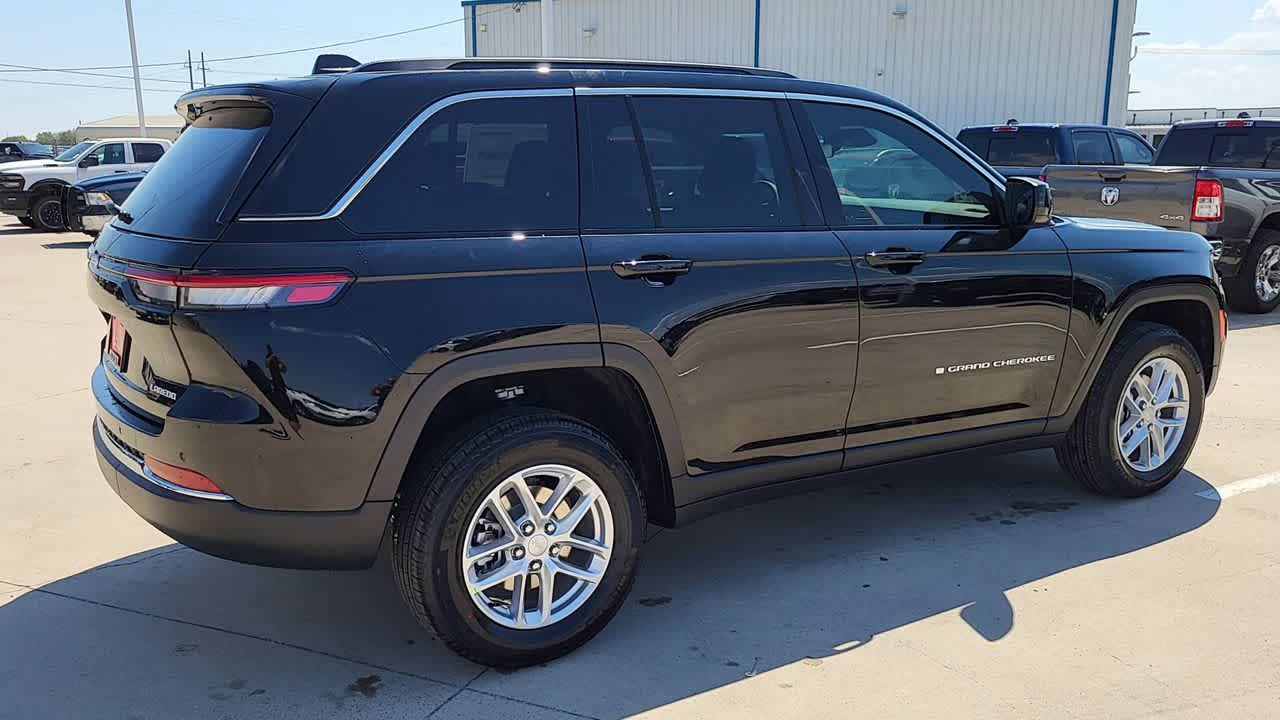 Thumbnail: 2025 Jeep Grand Cherokee - 8