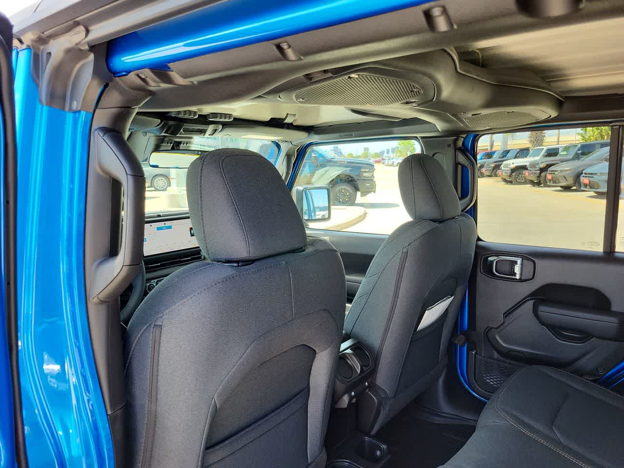 Thumbnail: 2025 Jeep Wrangler - 20