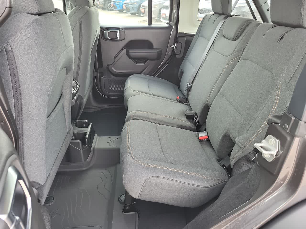 Thumbnail: 2025 Jeep Wrangler - 21