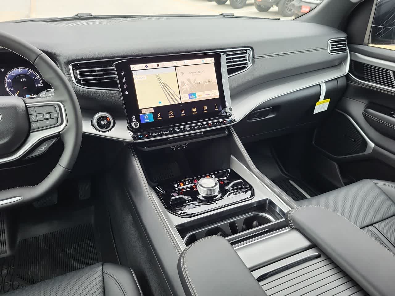 Thumbnail: 2026 Jeep Grand Wagoneer - 24