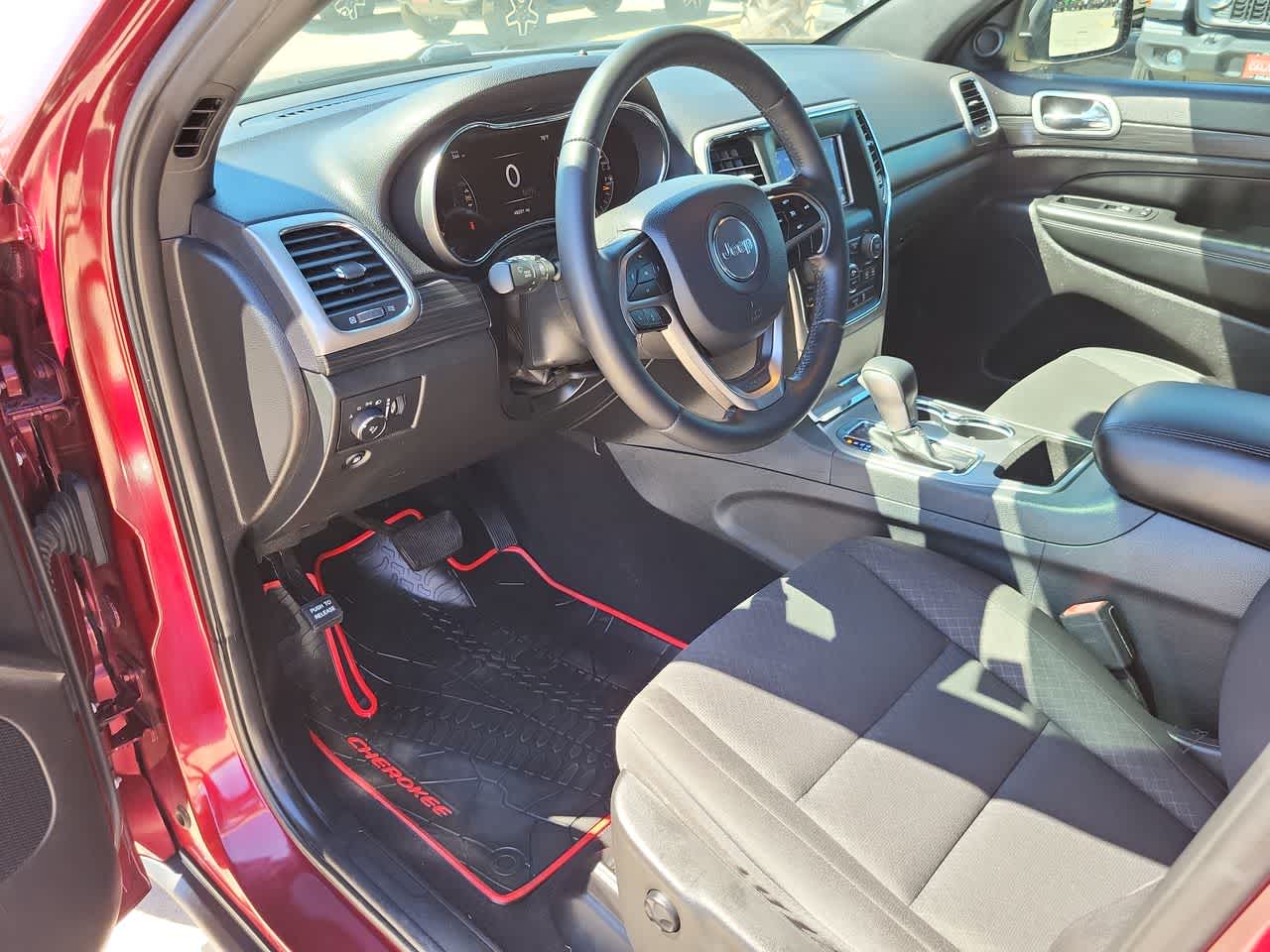 Thumbnail: 2019 Jeep Grand Cherokee - 10