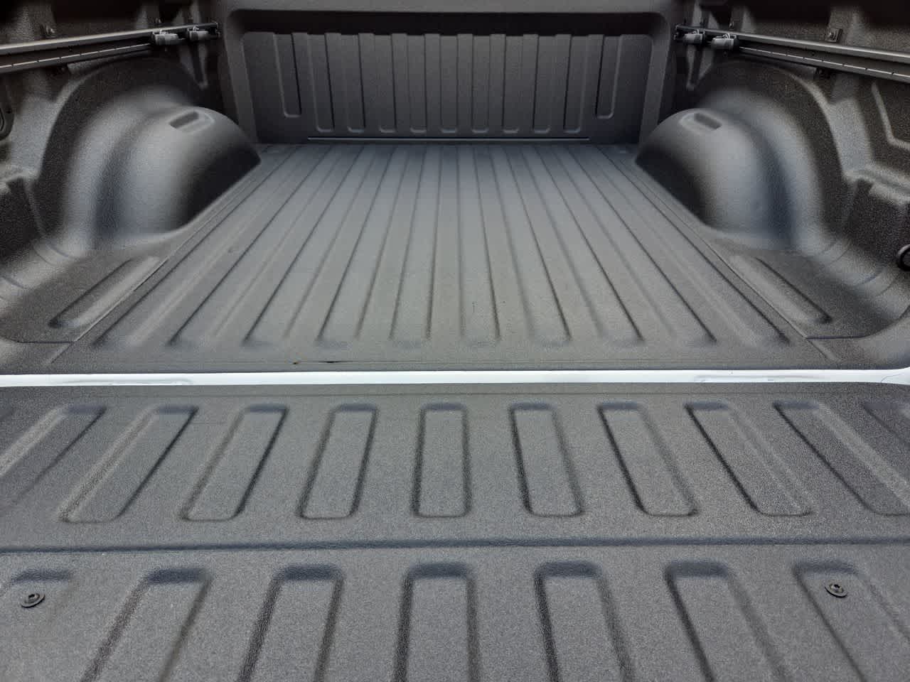 Thumbnail: 2026 RAM 1500 - 26