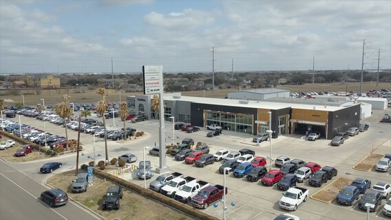 Coronet Dodge Dealership Peru