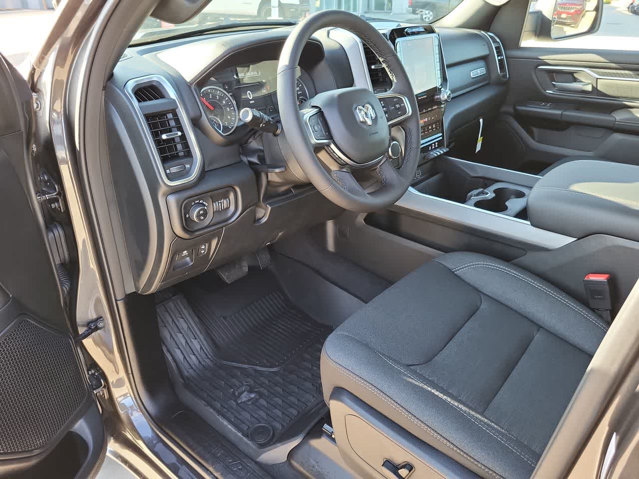 Thumbnail: 2026 RAM 1500 - 10