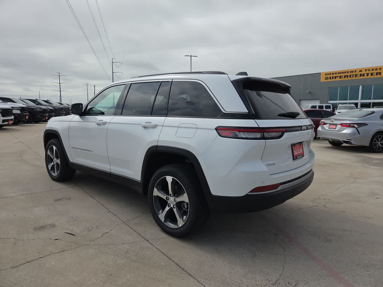 Thumbnail: 2026 Jeep Grand Cherokee - 12