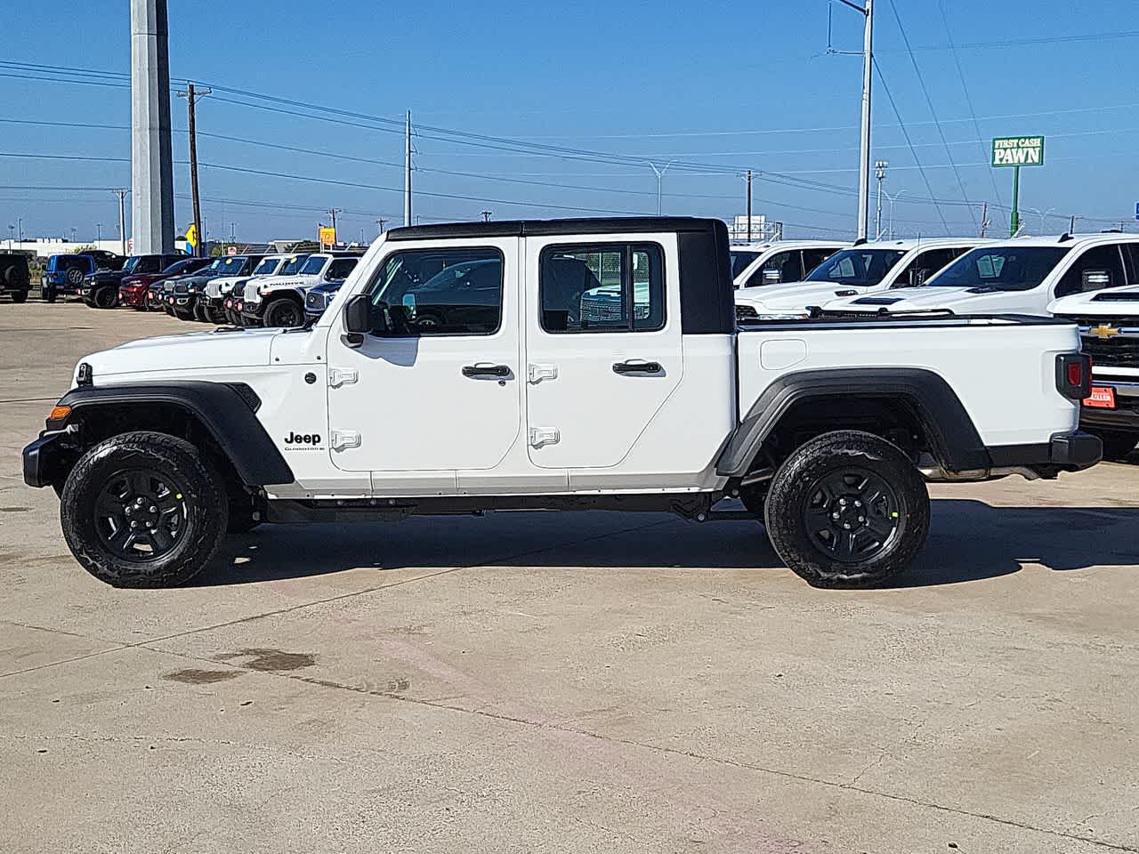 Thumbnail: 2026 Jeep Gladiator - 11