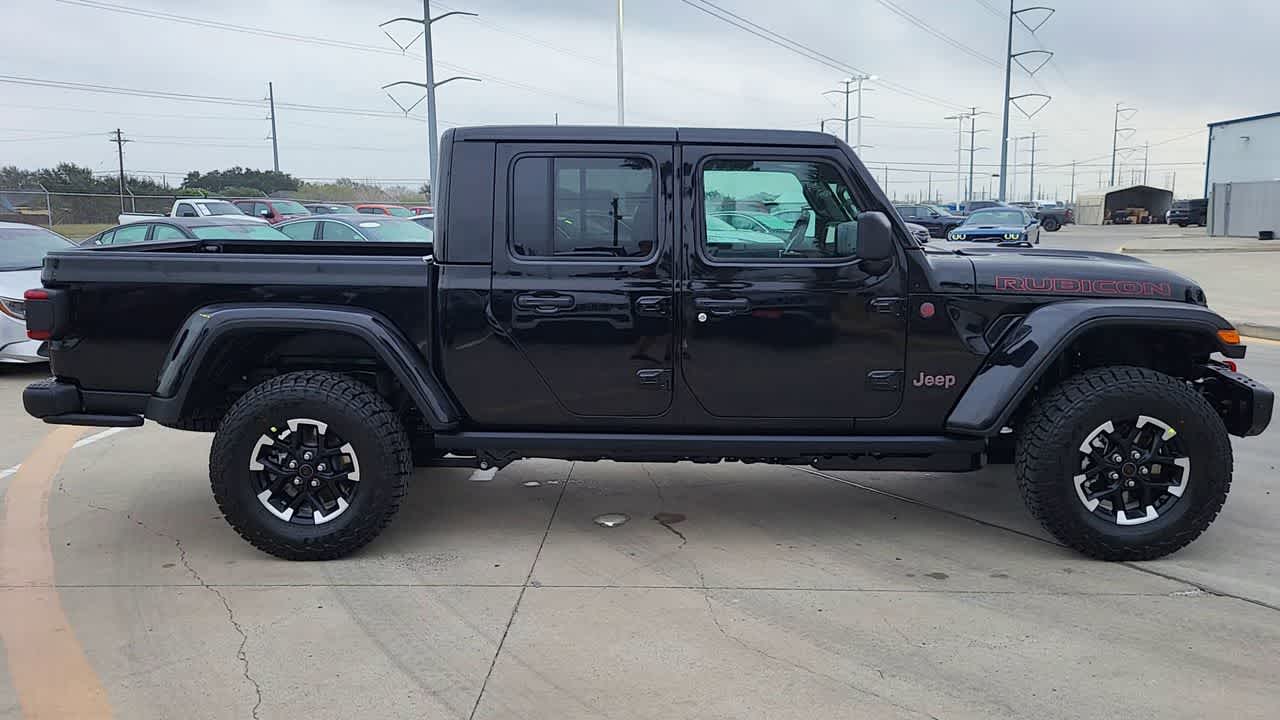 Thumbnail: 2026 Jeep Gladiator - 9