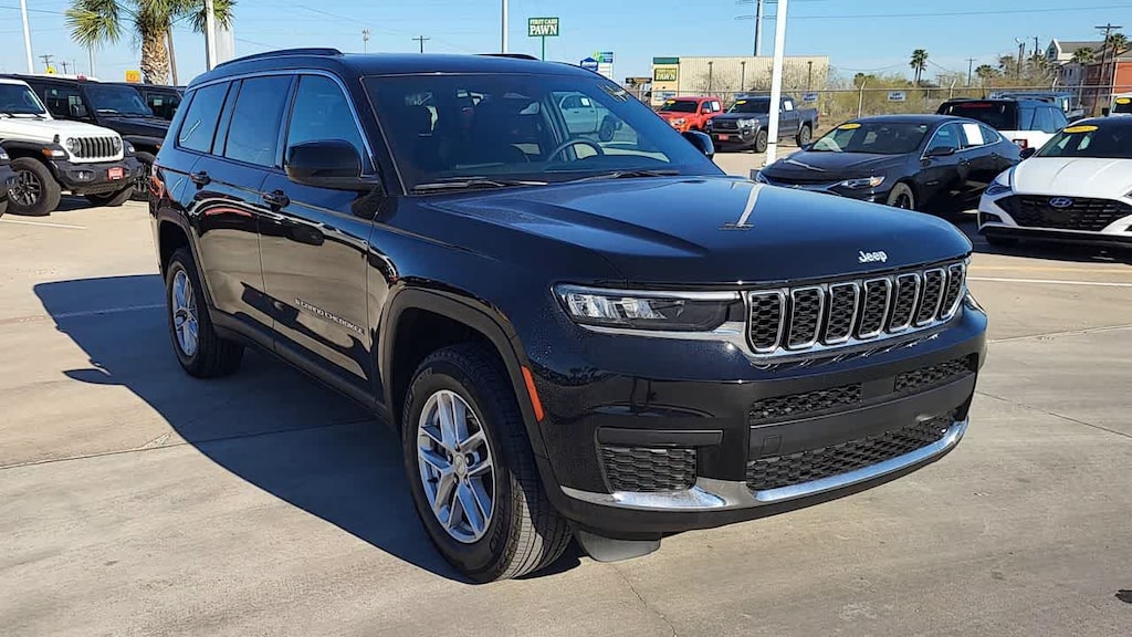 Used 2025 Jeep Grand Cherokee L Laredo SUV