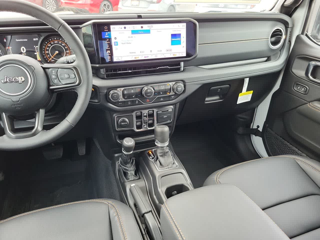 Thumbnail: 2025 Jeep Gladiator - 24