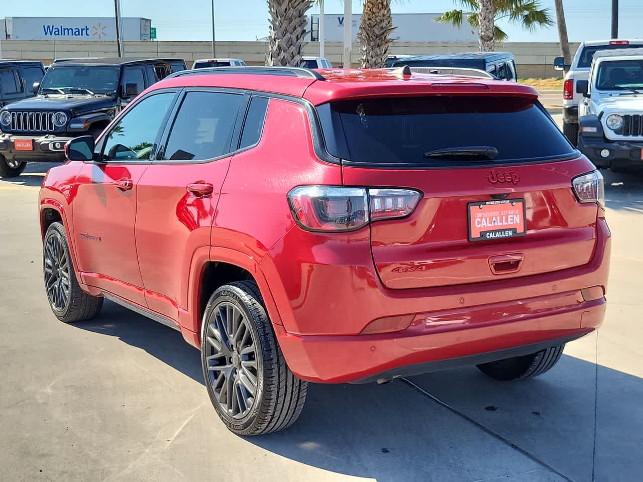 Thumbnail: 2023 Jeep Compass - 12