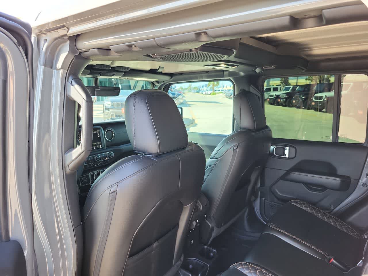Thumbnail: 2023 Jeep Gladiator - 20