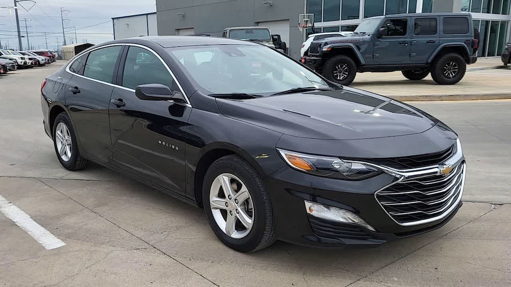Used 2024 Chevrolet Malibu 1LT Sedan