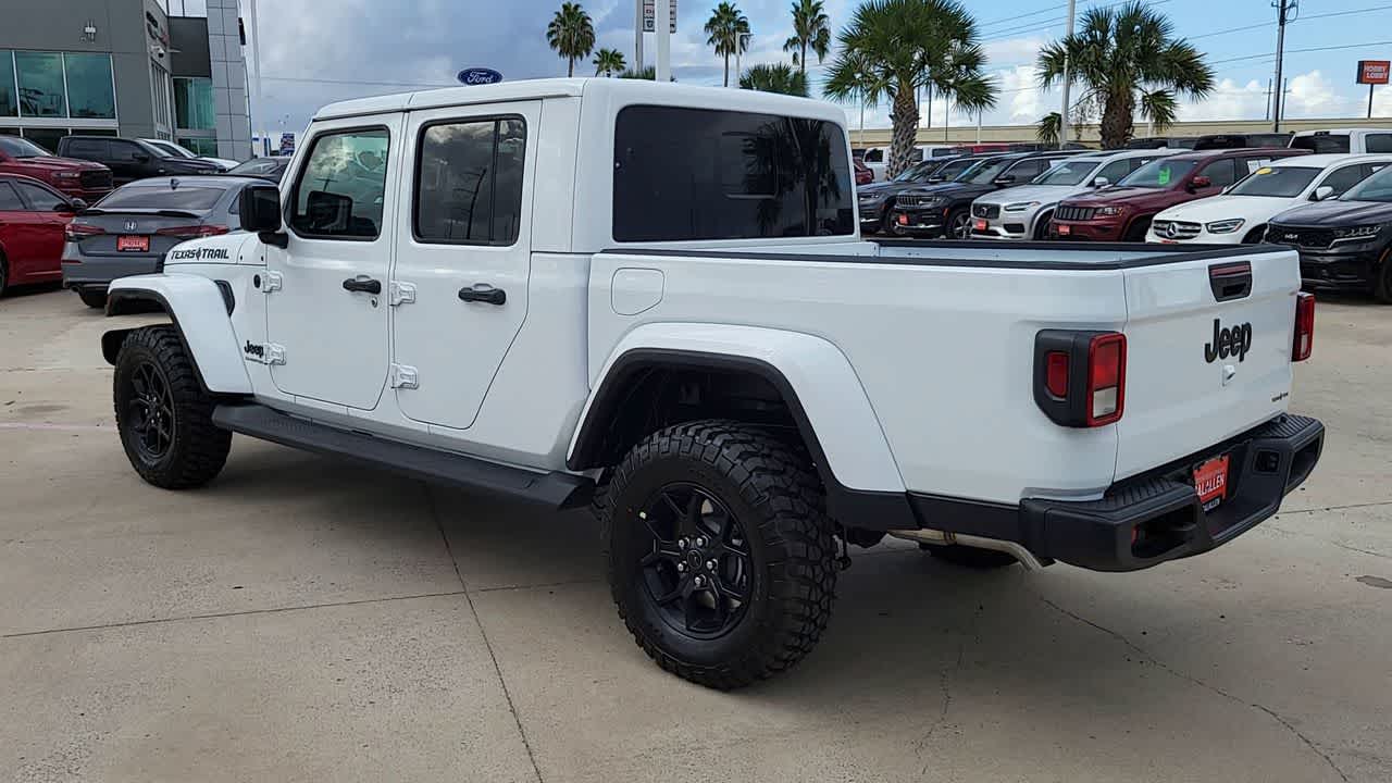 Thumbnail: 2025 Jeep Gladiator - 6
