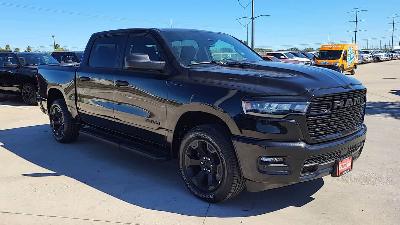 2025 Ram 1500 Tradesman photo 2