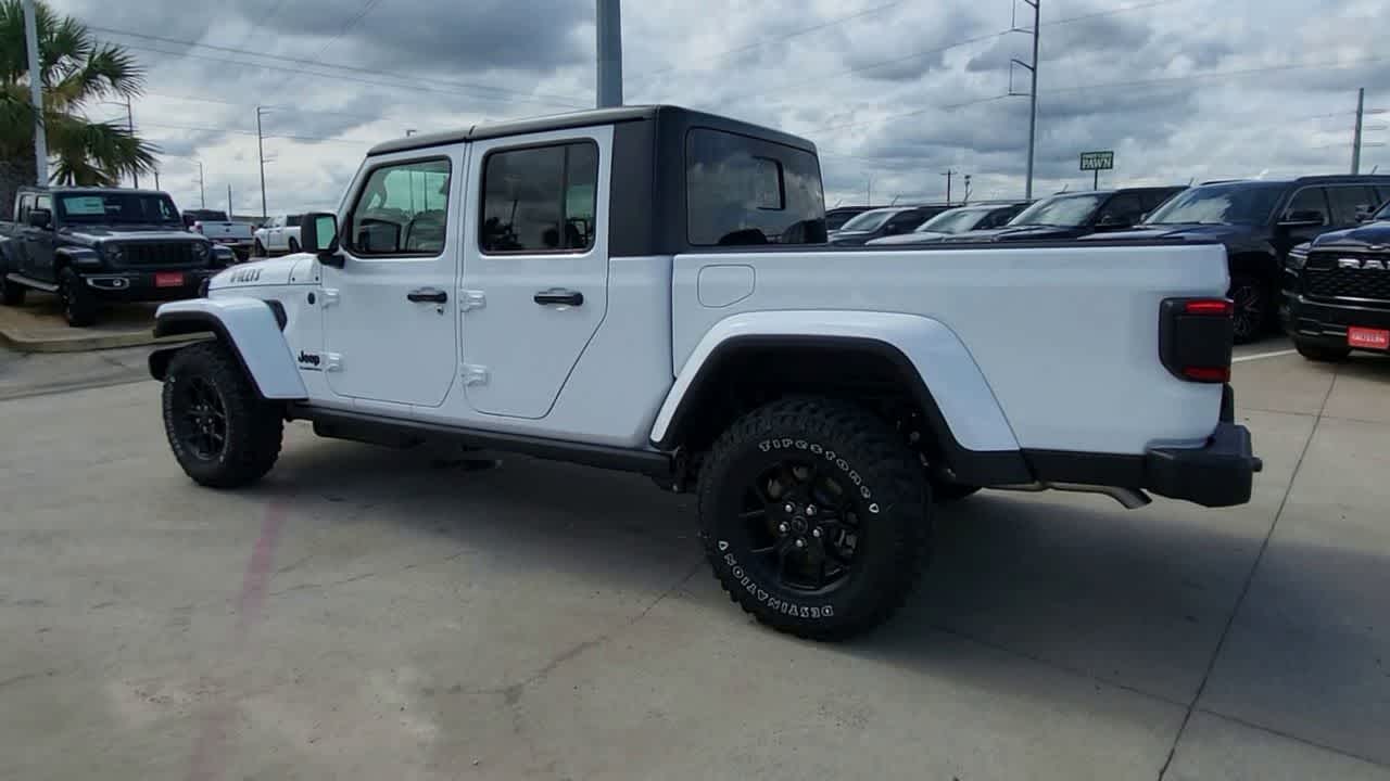 Thumbnail: 2026 Jeep Gladiator - 5