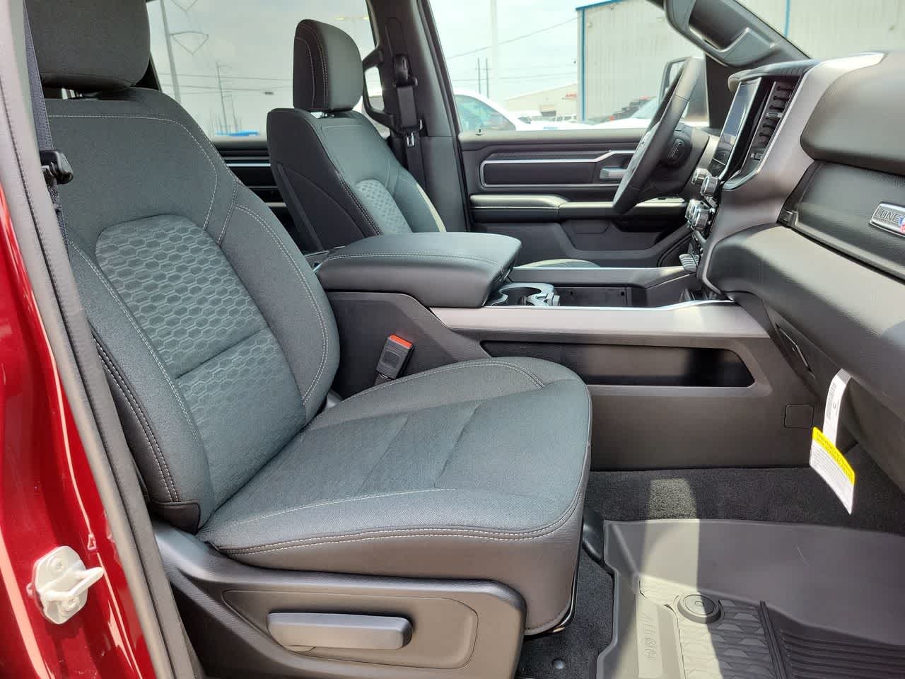 Thumbnail: 2025 RAM 1500 - 22